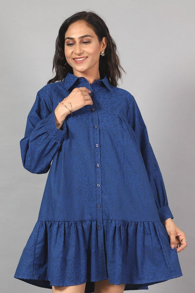 Baumwoll -Mini -blaues Kleid