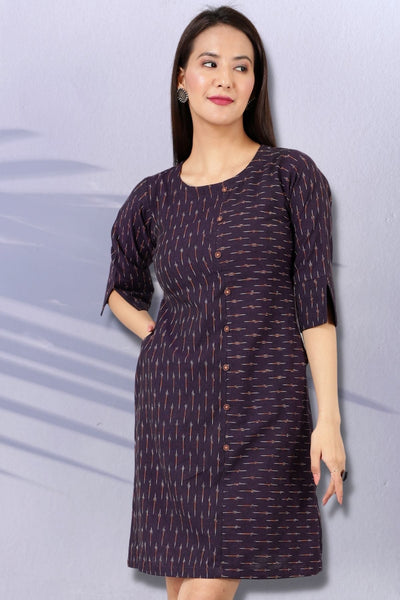 Robe mi-longue violette à imprimé ikat