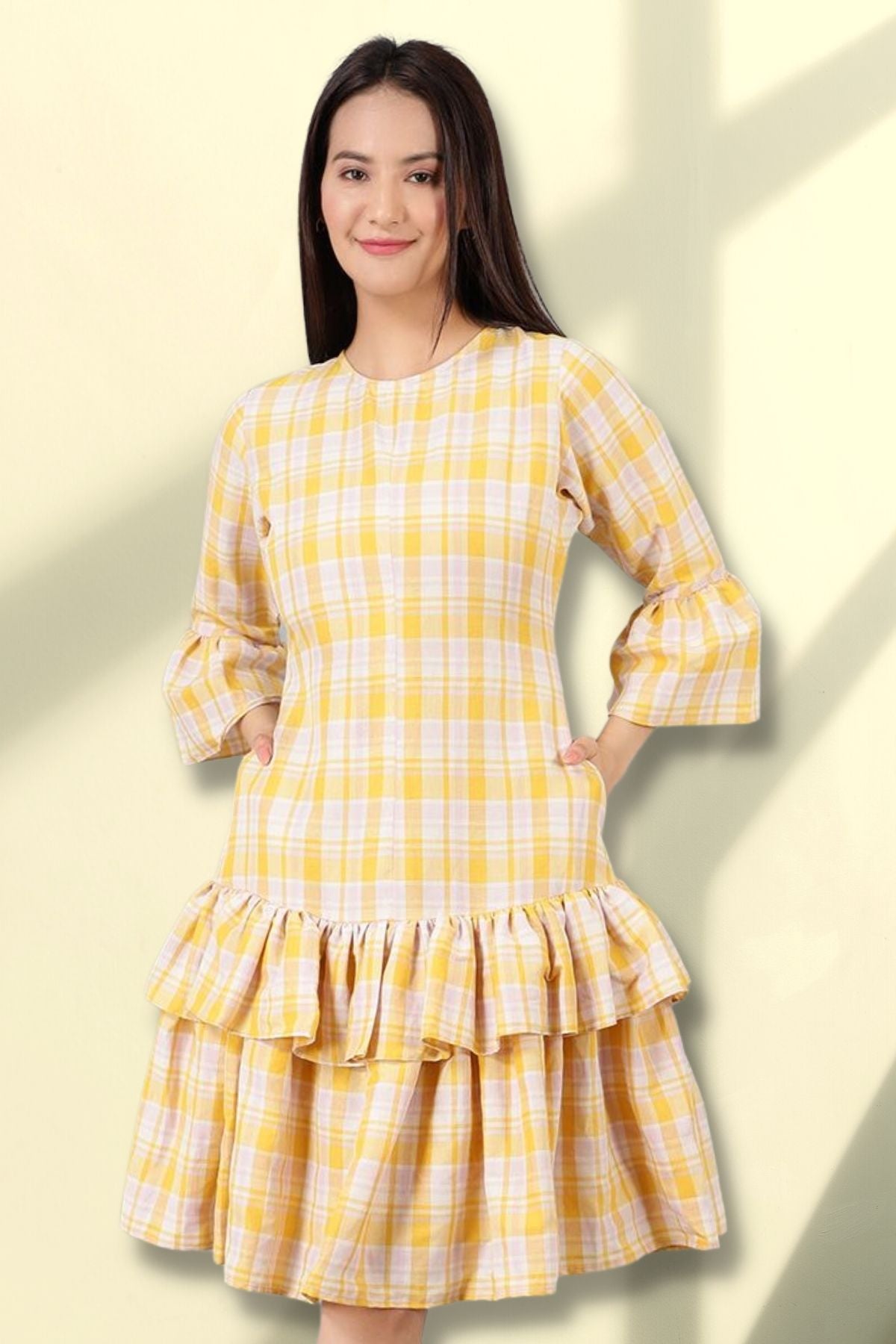 Robe mi-longue jaune en coton et lin