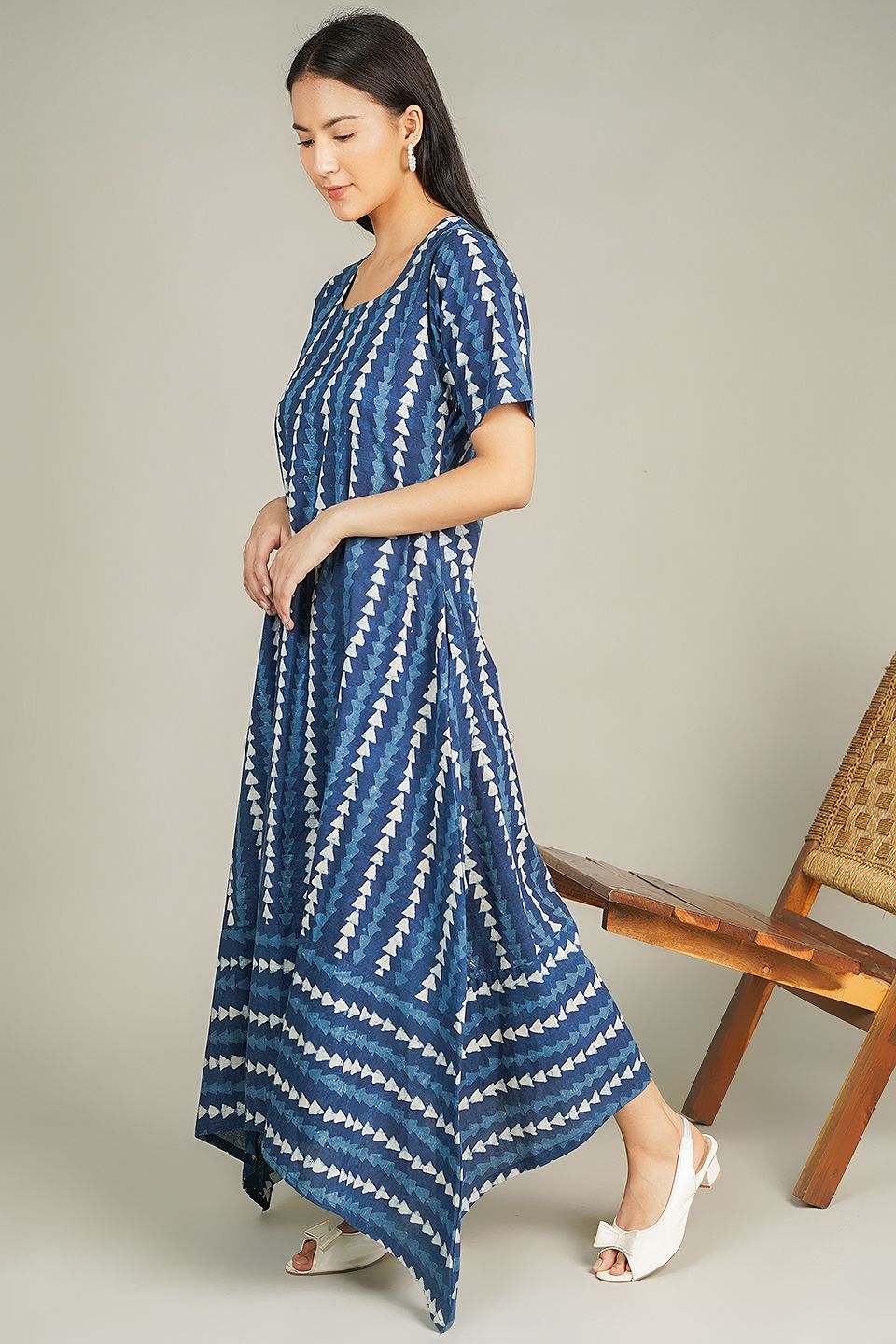 indigo maxi dress Blue Colour: OFF WHITE Satin flower girl dress, Inspired by the beauty Choose Your Fabric Type:Cotton Double Gauze/Muslin 54” 3.5 oz 100%