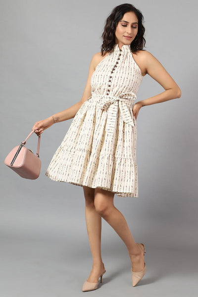 Baumwollwäsche Mini -Creme -Kleid