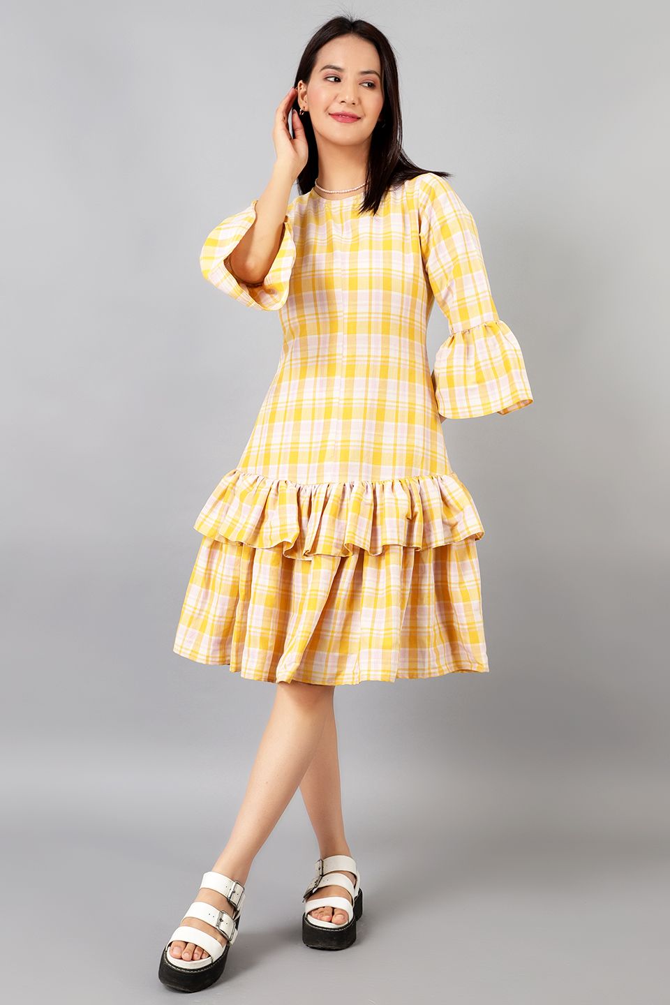 Robe mi-longue jaune en coton et lin