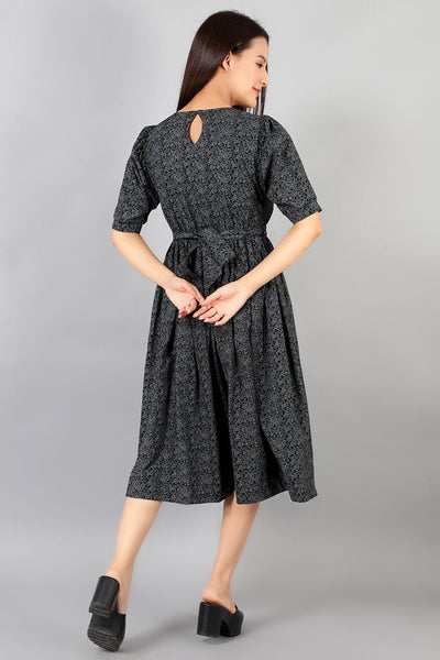 Robe mi-longue noire en coton