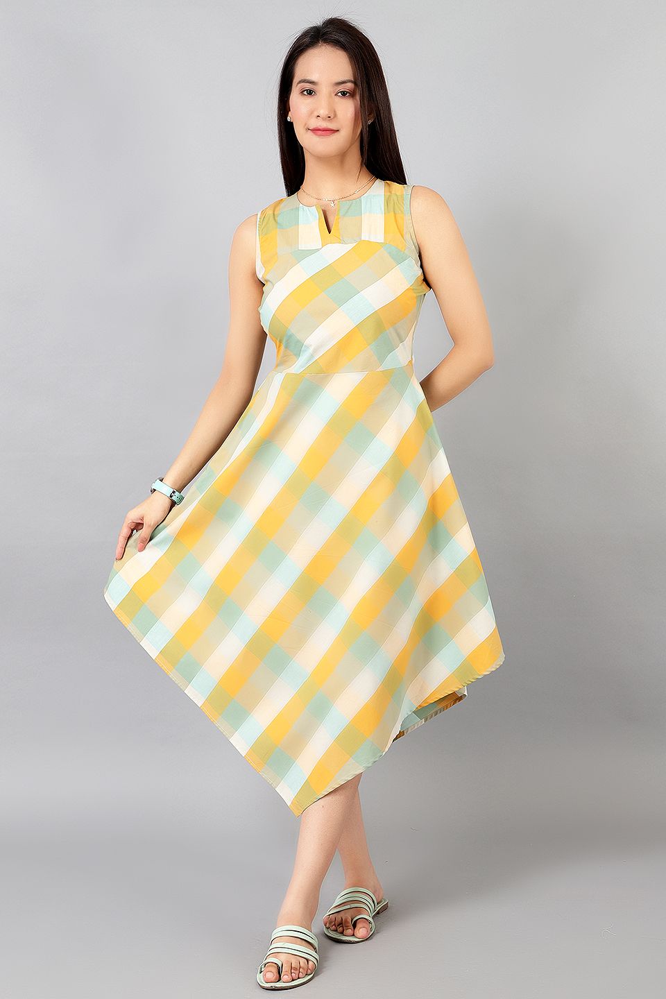 Robe mi-longue en coton jaune